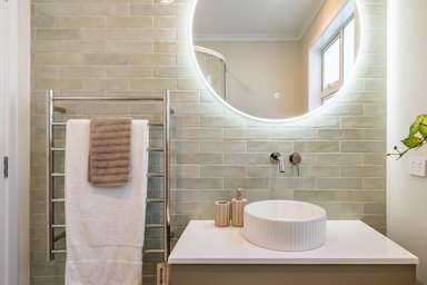 70B Heretaunga Square_3