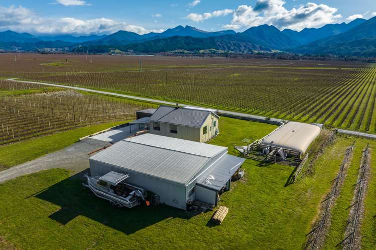 2384 State Highway 63 Wairau Valley_17