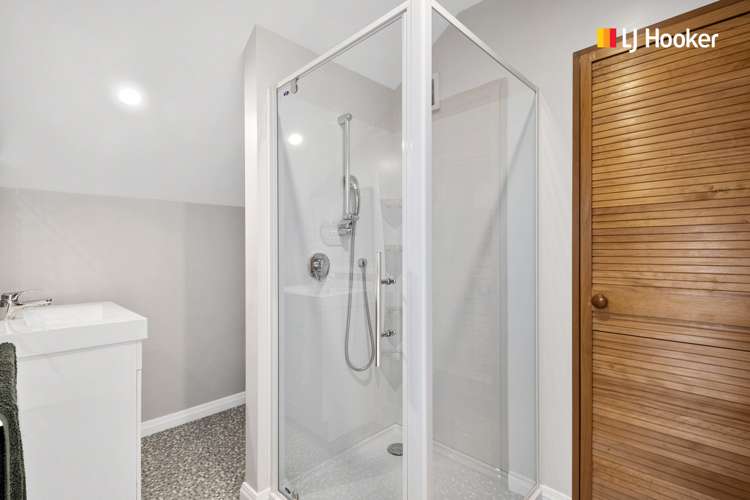 40 Barr Street Kenmure_17