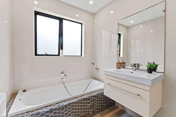 21 Mariners View Road Beach Haven_21