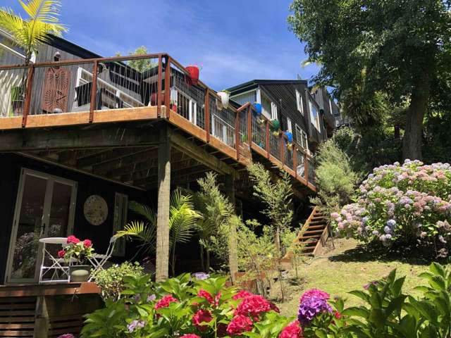 Nestled in Nature, Moments from the Beach