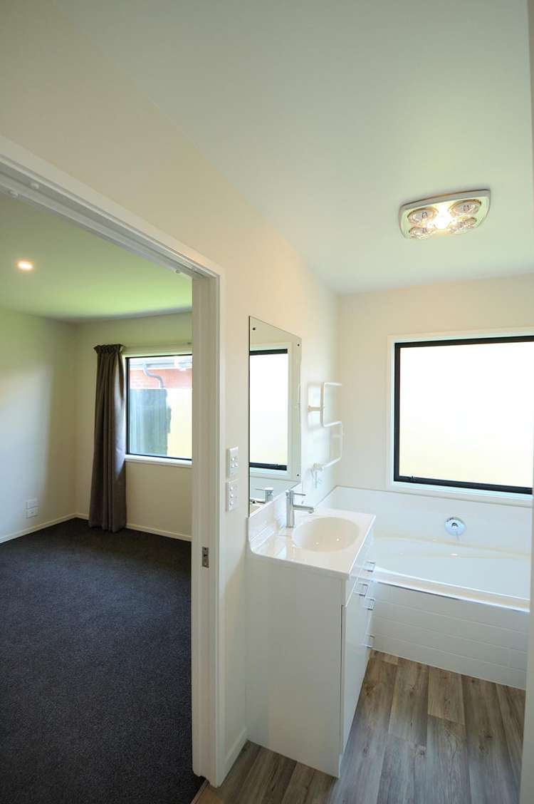 97 Skyhawk Road Wigram_10