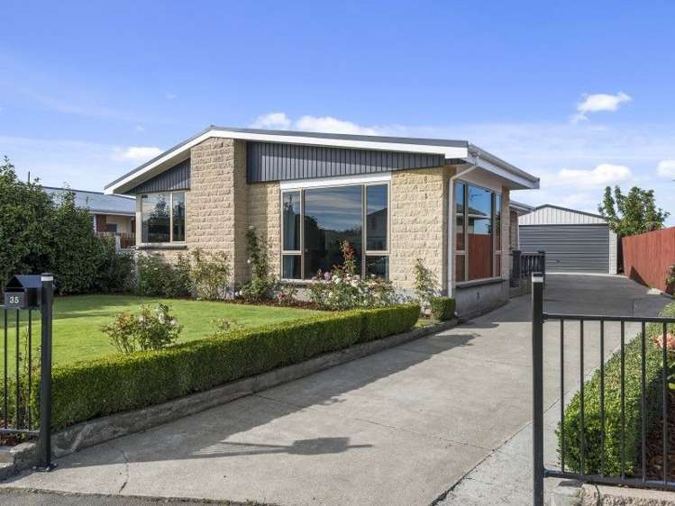 35 Denise Crescent Hornby_0