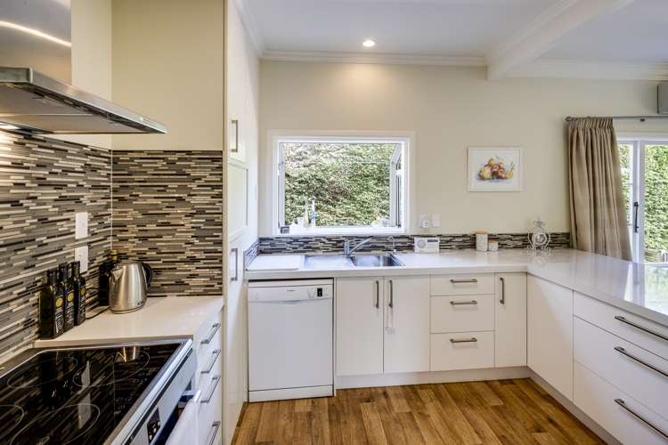 11 Tauroa Road Havelock North_8