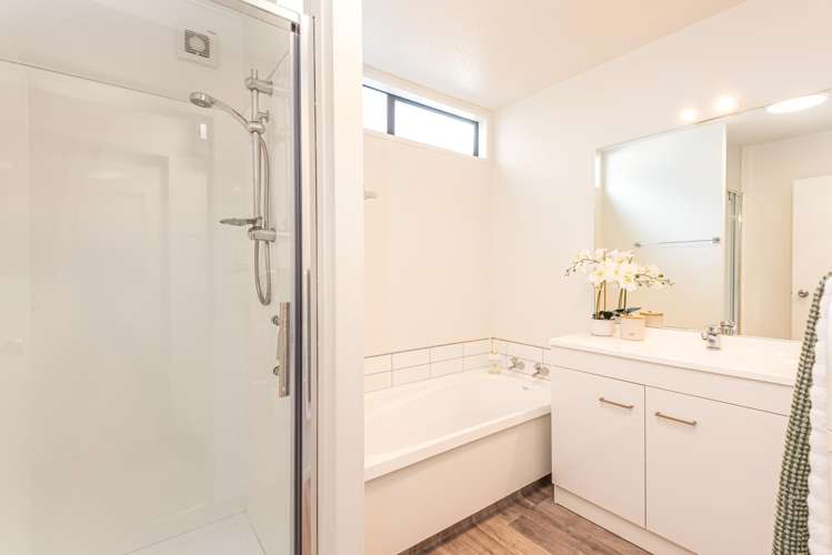 1 Dalgarven Place Hillsborough_17