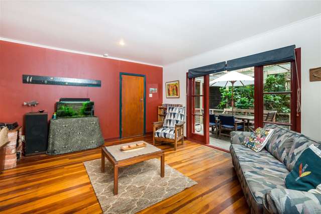 12 York Road Titirangi_4