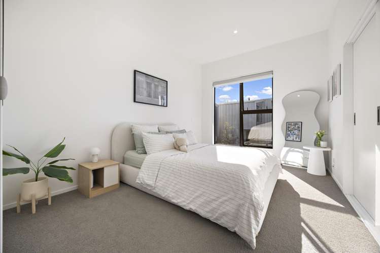 12/82 East Coast Road Milford_14