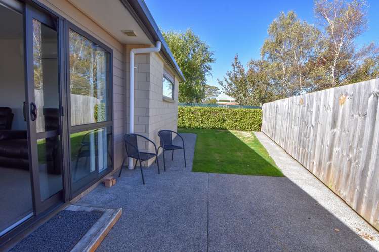 31 Ashmore Park Road Carterton_11