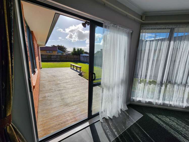 34 Farnborough Drive Nawton_11