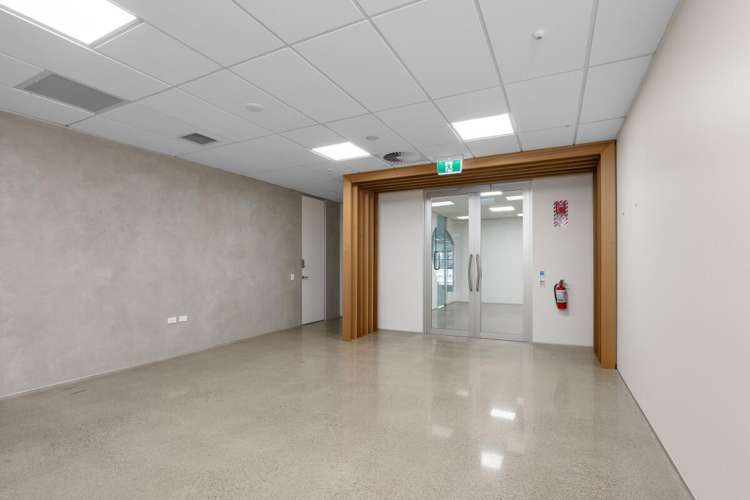 5 Sir William Pickering Drive Burnside_5