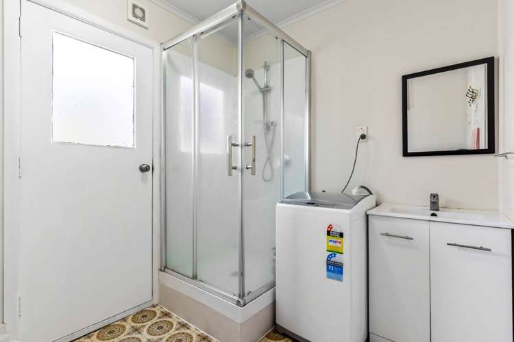 1/51 Sartors Avenue Browns Bay_14