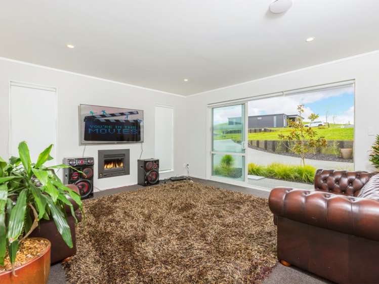 12 Laly Haddon Place Matakana_10