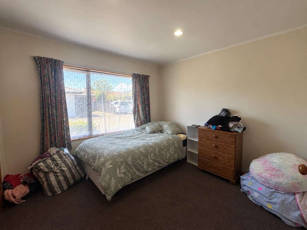 Sunny & Tidy House in a Fantastic Richmond Location 4