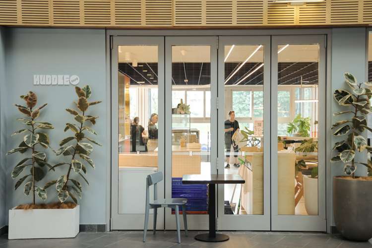 B740/261 Morrin Road St Johns_1