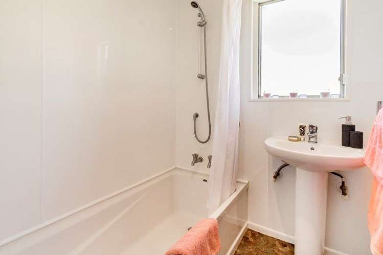 9a Chetwode Grove Newlands_9