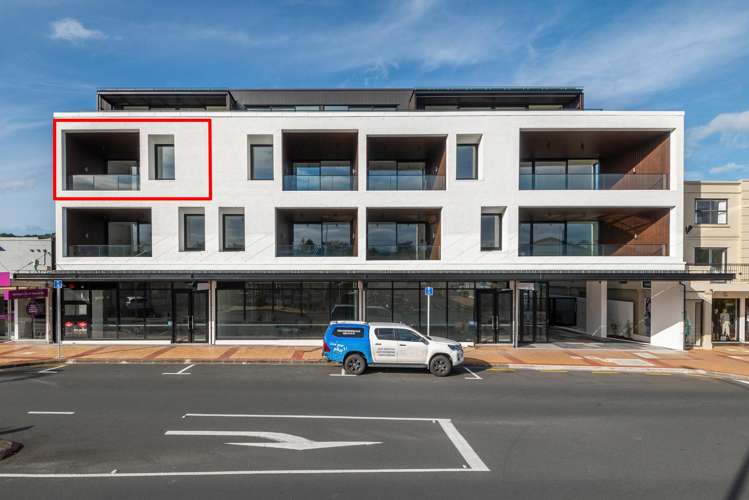 8/423-427 Beach Road Mairangi Bay_15