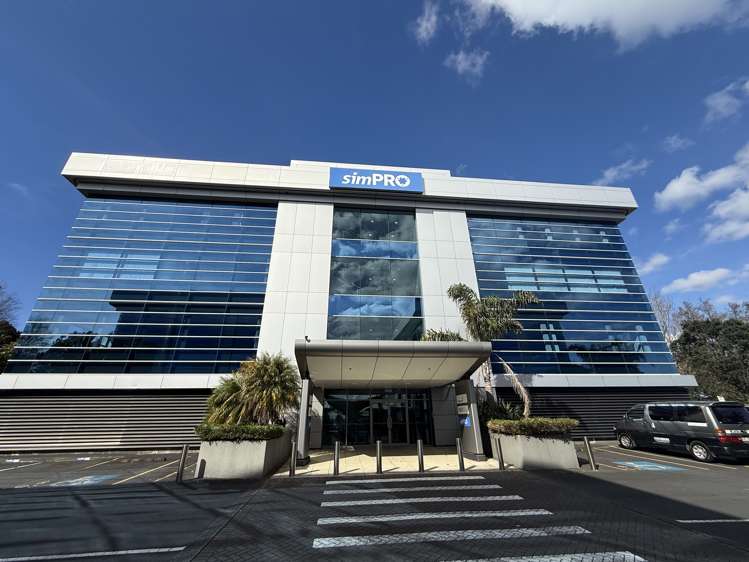 Level 1,61 Constellation Drive Albany_7