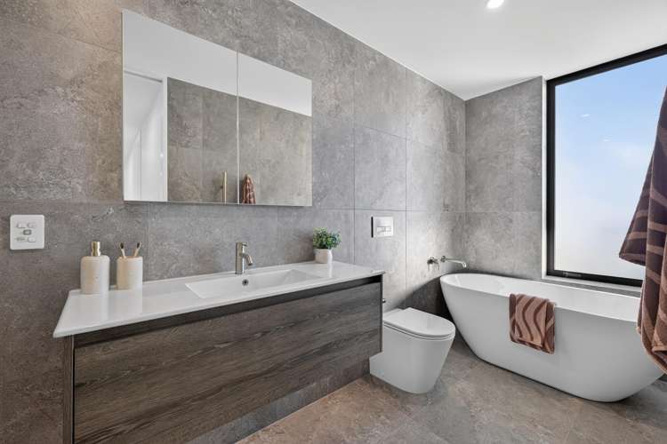 19 Inverness Lane Redcliffs_31