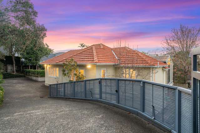 Vendor has bought -Brick home on 857sqm prime sit