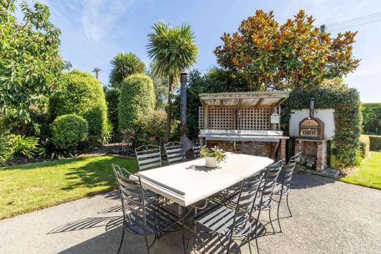 37 Grassmere Road Meeanee_23