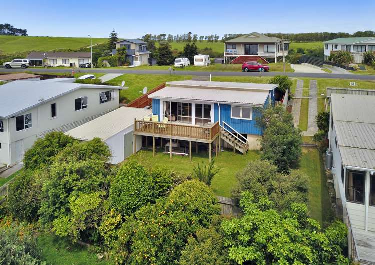 12 Williams Crescent Maketu_11