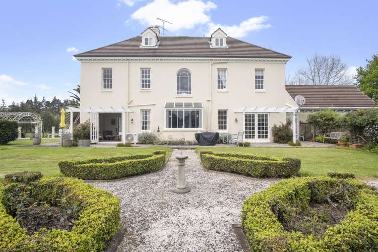 146 Pine Valley Road Dairy Flat_0