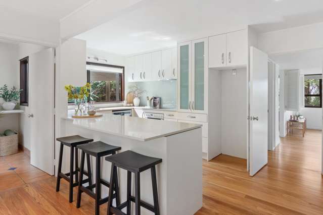 33 Woodlands Crescent Browns Bay_2