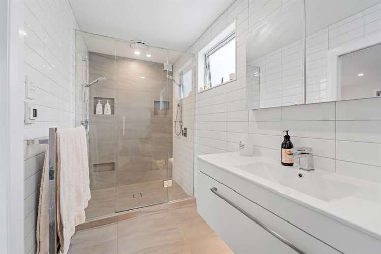 640 Whangaparaoa Road Stanmore Bay_17