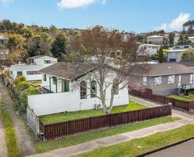 51 Desert Gold Street_1