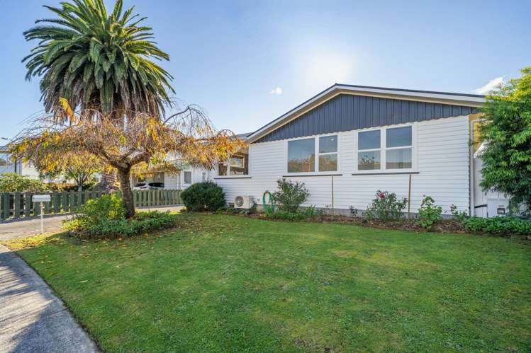 8 Snell Grove Clouston Park_24