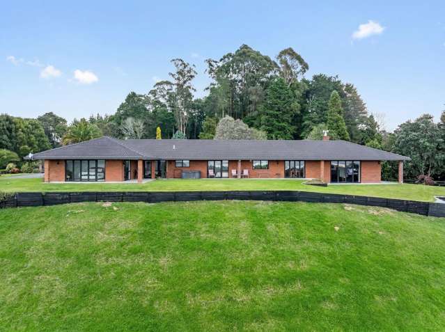 Luxury Lifestyle with Lake Views
