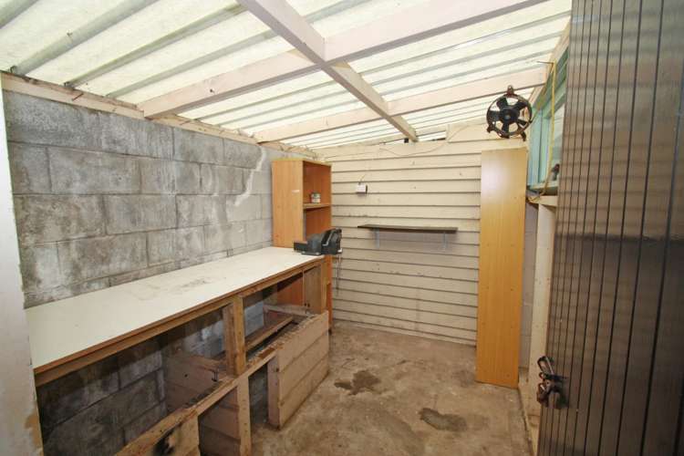 8 Northgate Strandon_13