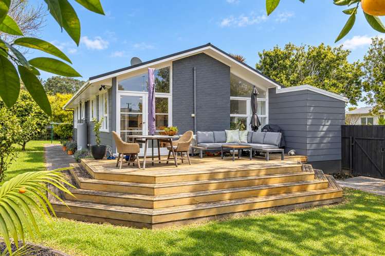 37 Wallace Road Mangere Bridge_15