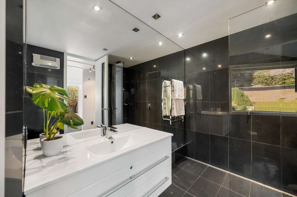 232 Peninsula Road_5