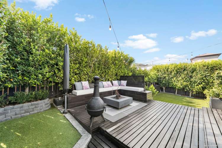 2/210a Blockhouse Bay Road Avondale_0