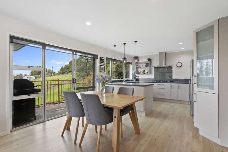 267 Forest Hill Road Waiatarua_5