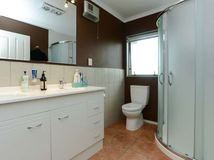 6 Ennor Place Greenmeadows_18