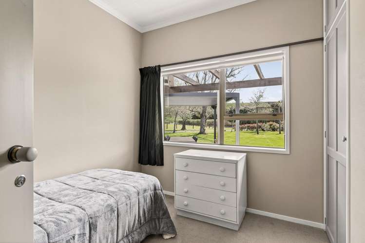 75 Sponge Bay Road Wainui_16