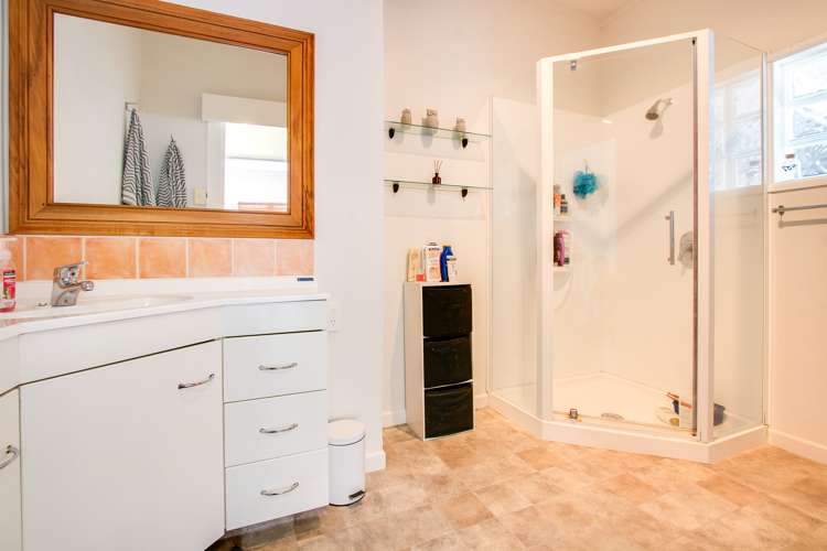 28 Avenue Road Greenmeadows_14