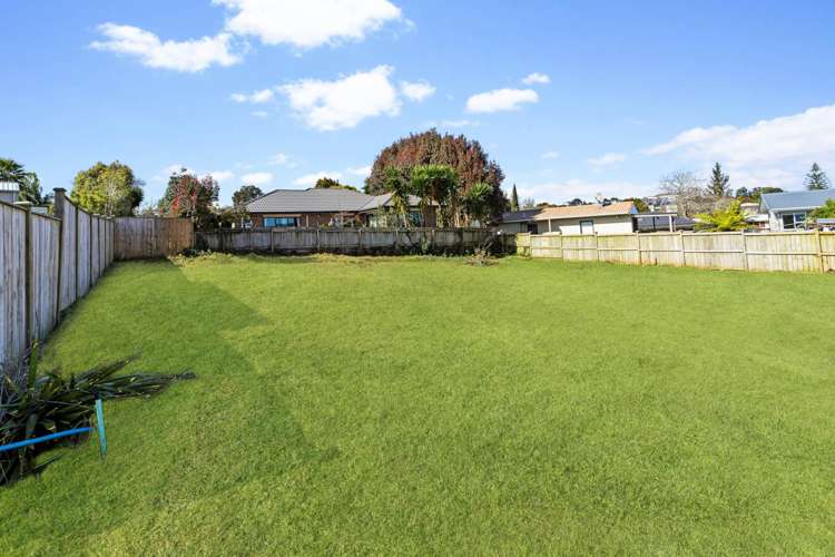 8 & 9 Ambrosia Avenue_5