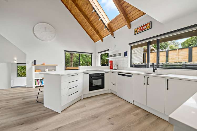 2/32 Patons Road Howick_1