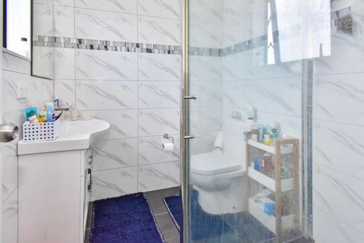 7 Clendon Place Manurewa_12