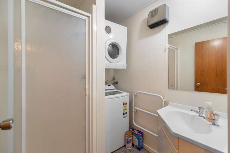 18b Avalon Crescent Fernhill/Sunshine Bay_25