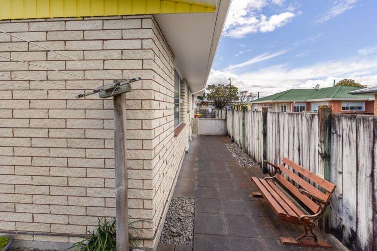 2/42 Sanders Avenue Westown_21