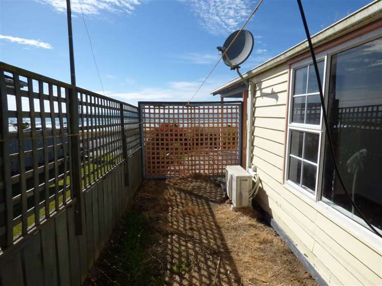 56 Esplanade Kaka Point_10