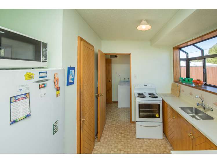 6 Peebles Drive Hei Hei_4