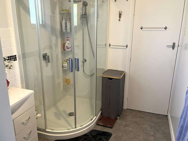 2 Stewart Street Waimangaroa_14