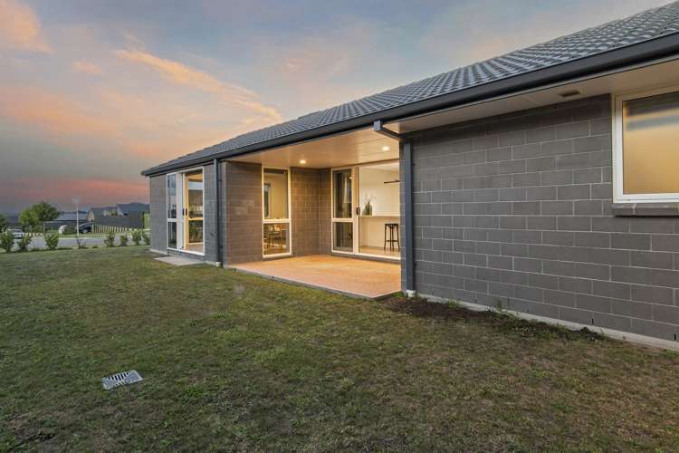 9 Blacklock Road Pyes Pa_23