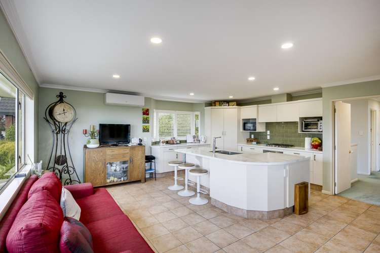 76a Churchill Drive Taradale_6