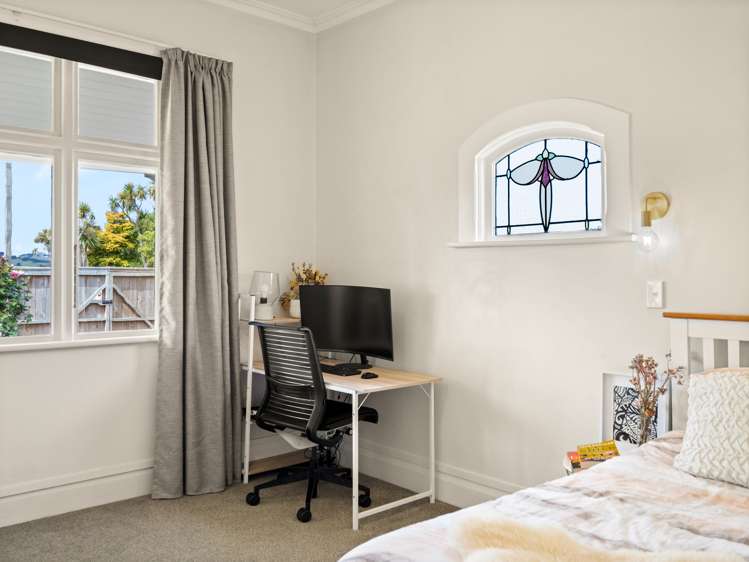 206 Surrey Street Saint Clair_11